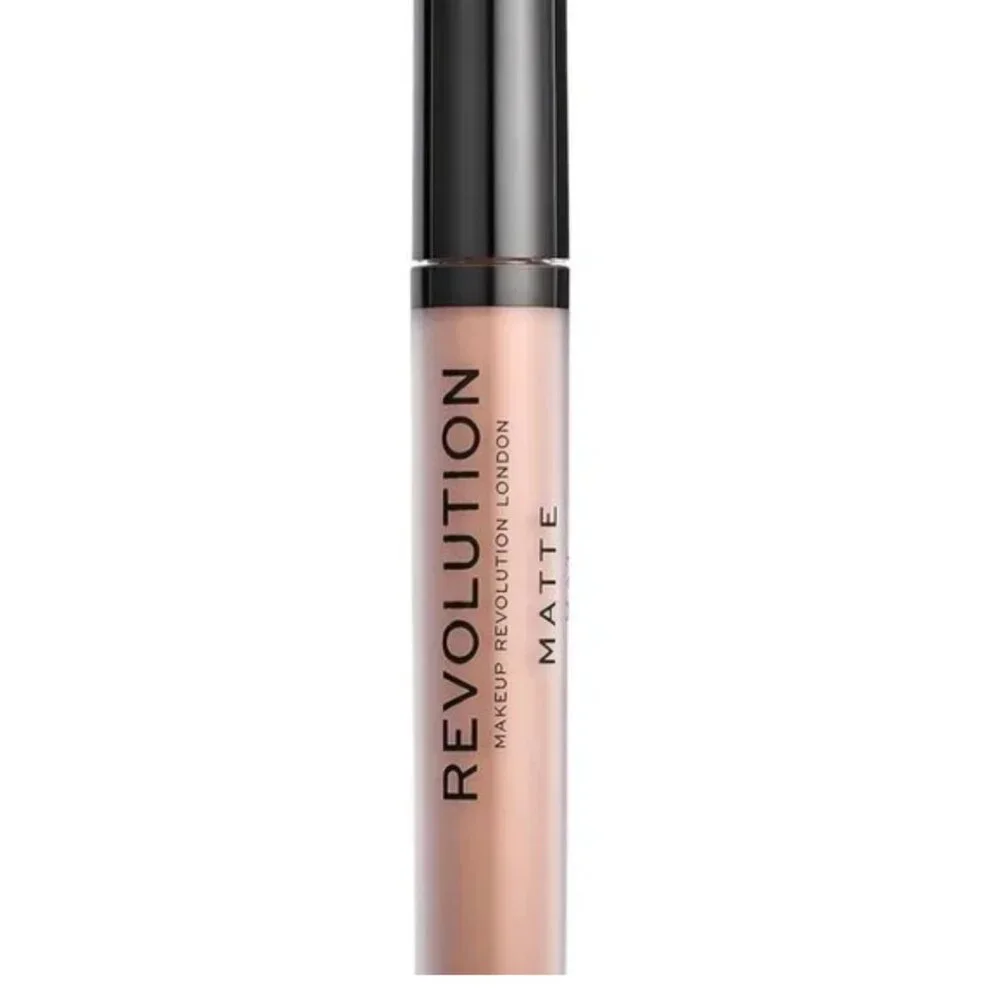 Revolution Makeup Matte Lipstick – Head-Turner NEW